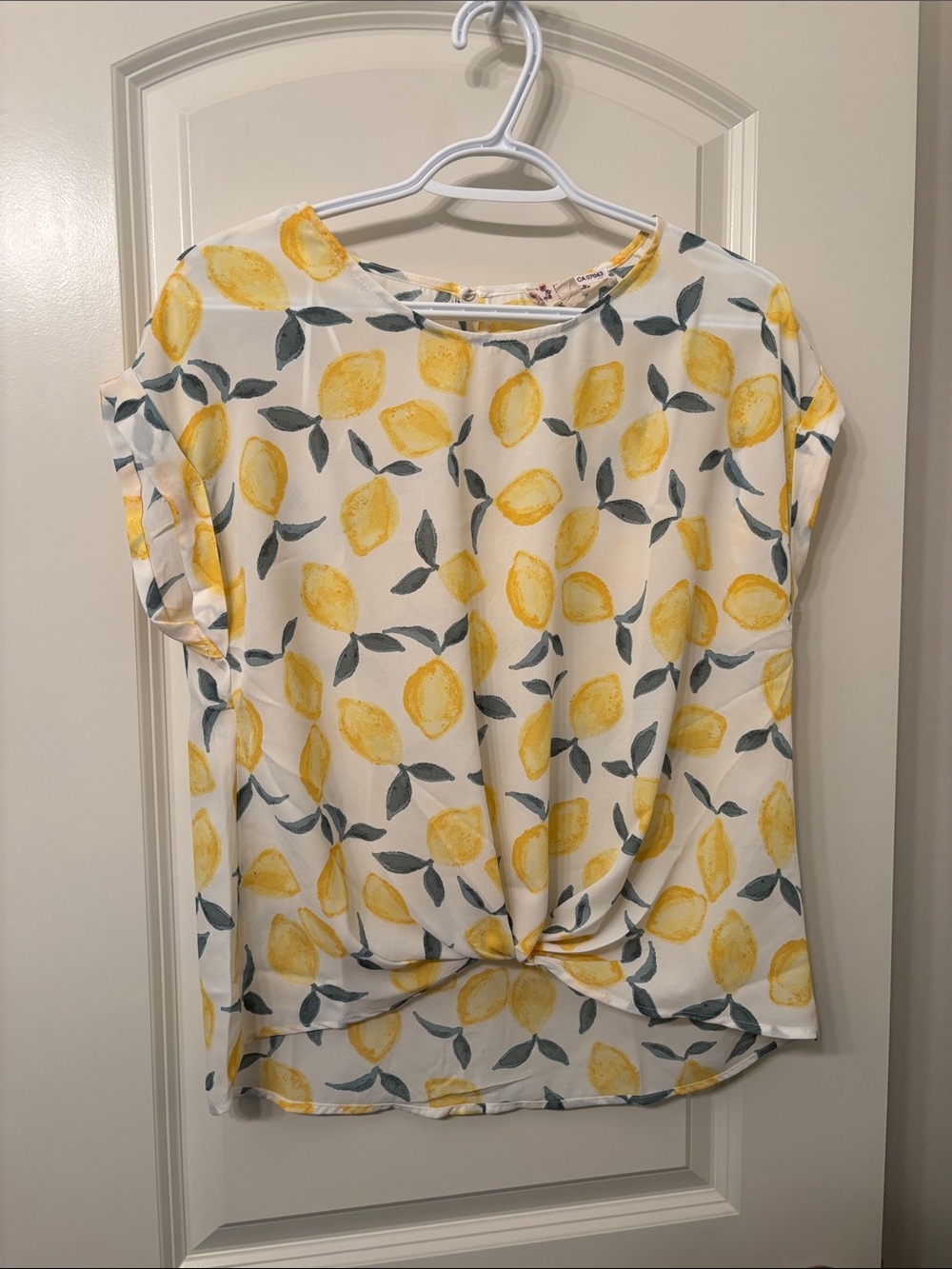 Hippie Rose Yellow Lemon Print Knot-Twist Blouse